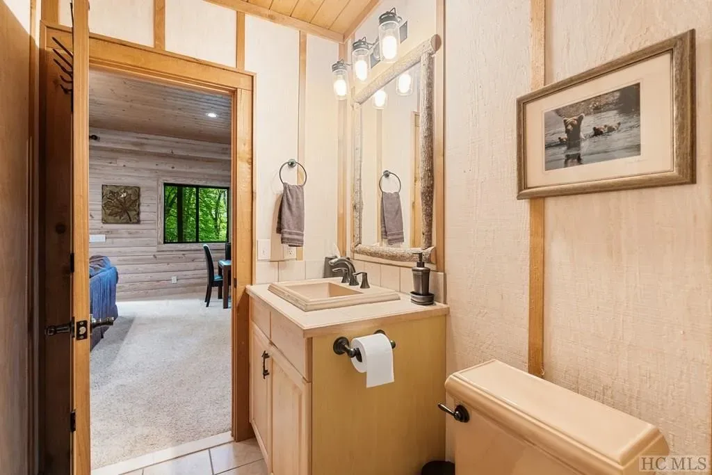 Lower-level full bathroom